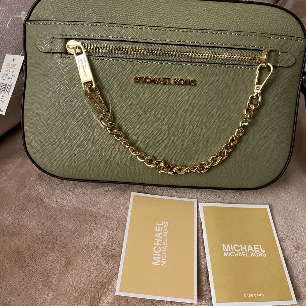 Michael Kors jet set crossbody with chain NWT